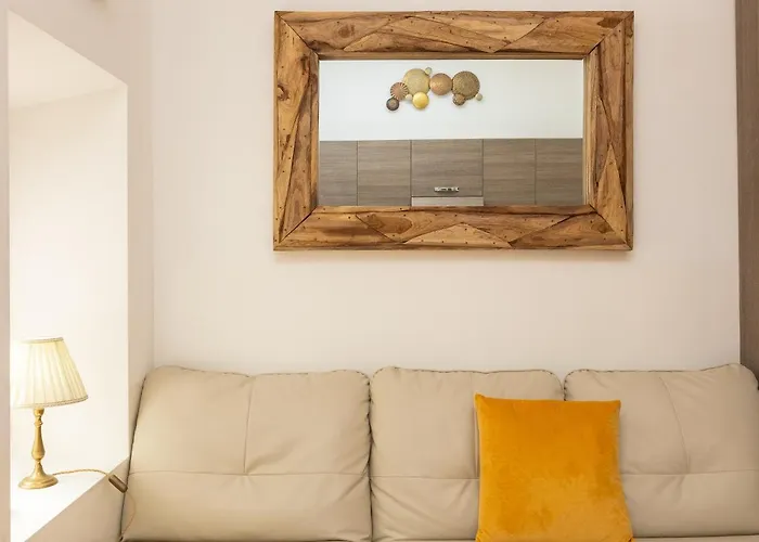 Turati By In Roma